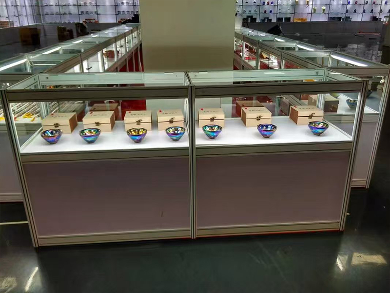 不同类型展柜租赁的选择指南