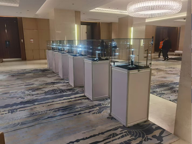 展示柜租赁的常见类型和适用场景