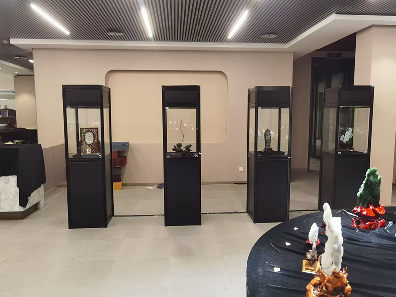 如何确保展柜租赁的高效运输与安装