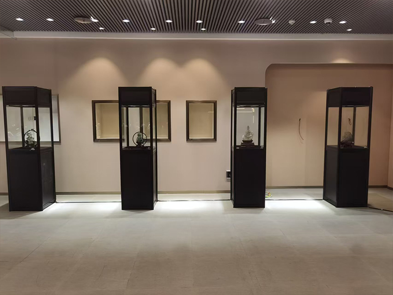 精品展柜租赁的设计风格和功能选择