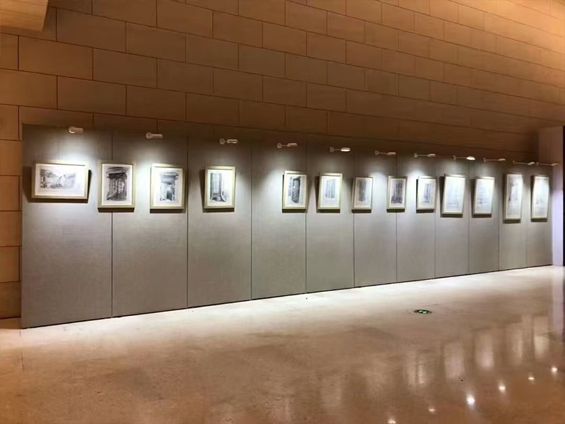 书画展板租赁前需要注意哪些事项