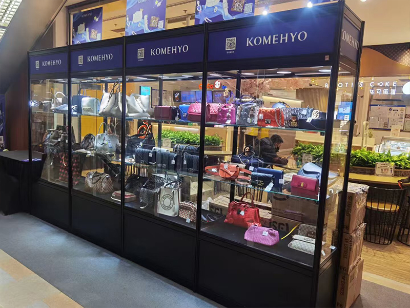 租赁黑色展示柜的常见设计风格有哪些